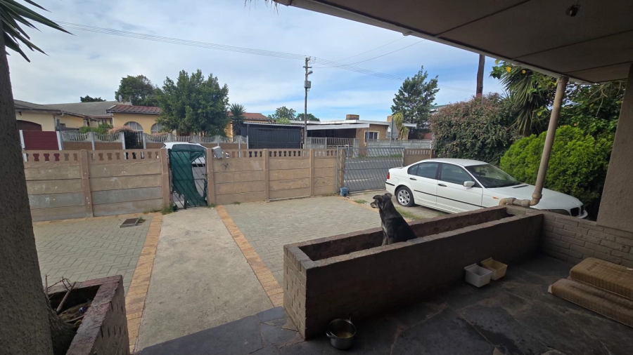 3 Bedroom Property for Sale in Belmont Park Western Cape